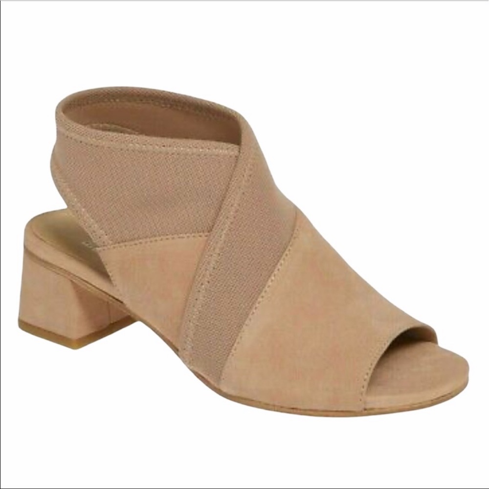 Eileen Fisher Tan Sandals